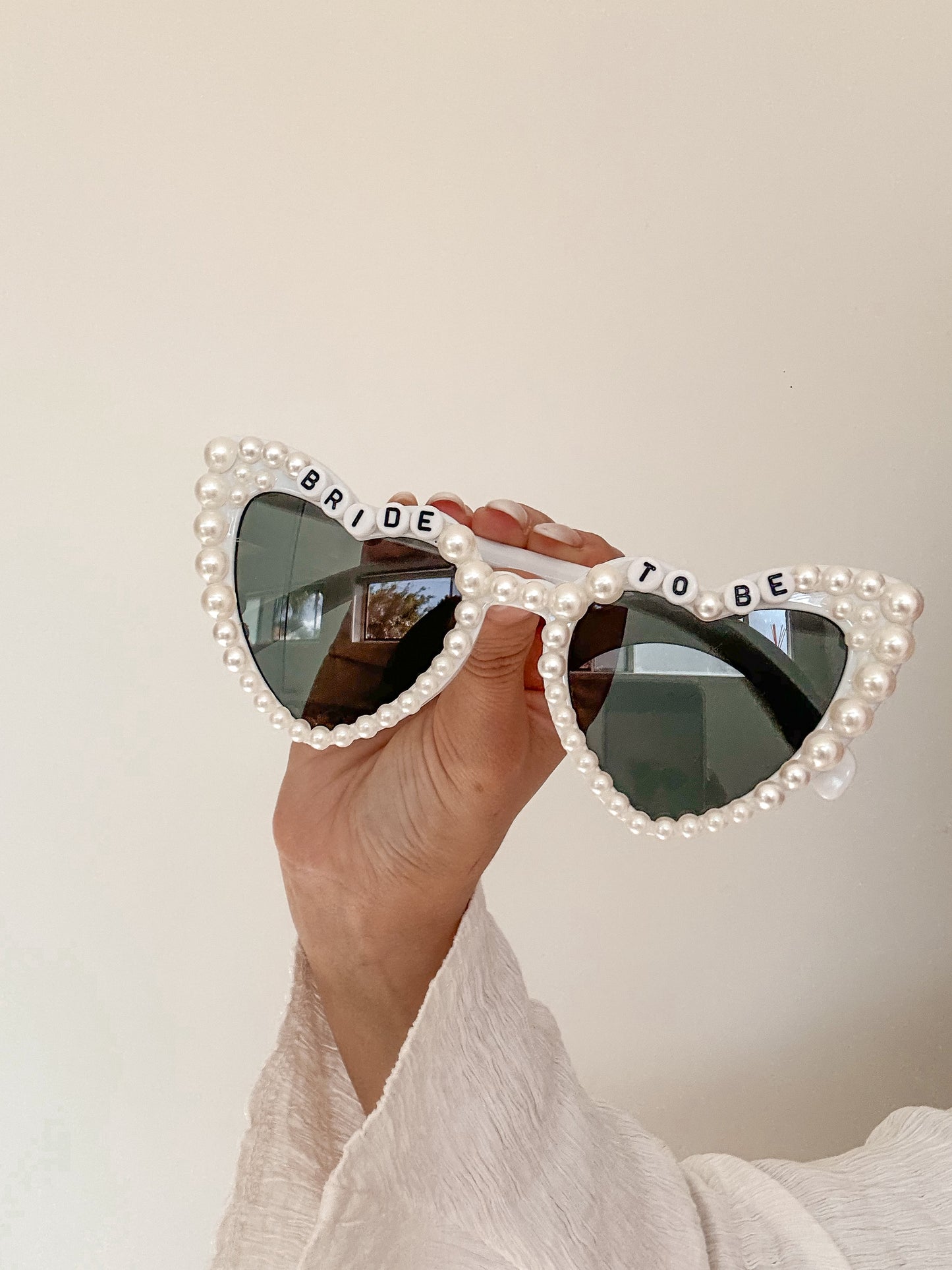 Bride To Be - Pearl Heart Sunglasses